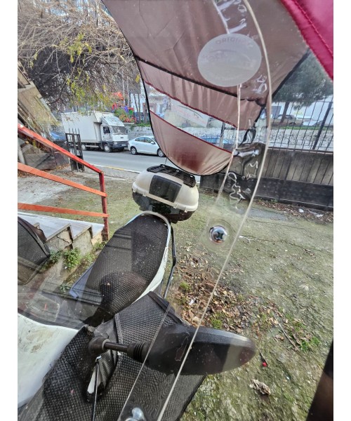 Camlı Yanları Kapalı Kumaş Tente